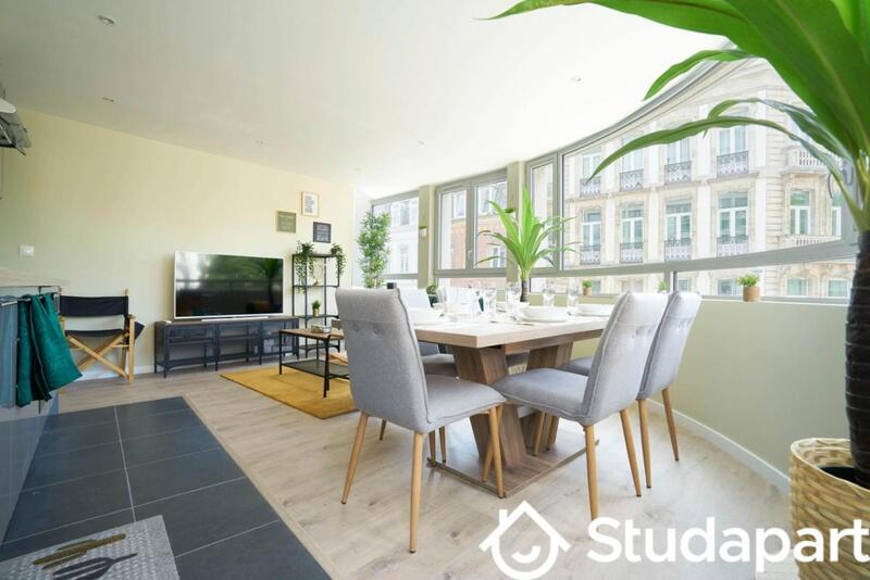 Chambre - 14 m² - 1 pièce