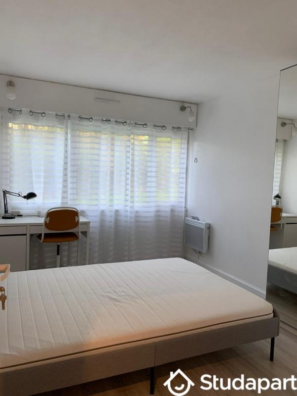 Chambre - 99 m² - 1 pièce