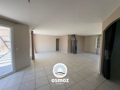 Maison traditionnelle - 140 m² - 5 pièces