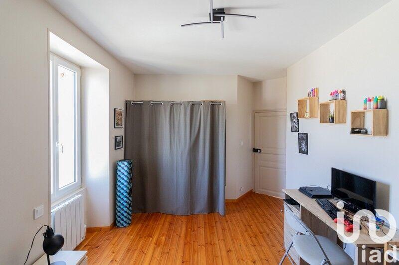 Maison - 170 m² - 8 pièces