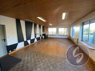 Bureau - 123 m² - 4 pièces