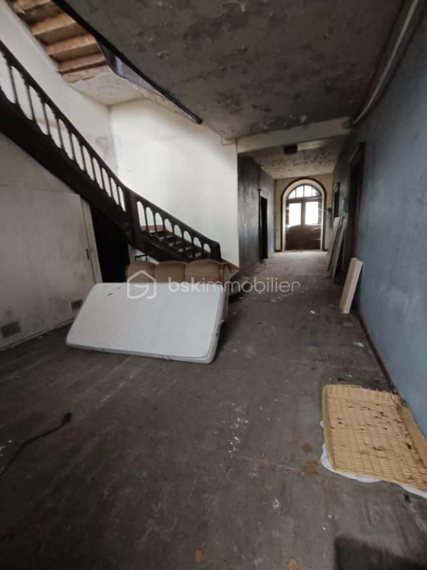 Maison - 500 m² - 23 pièces