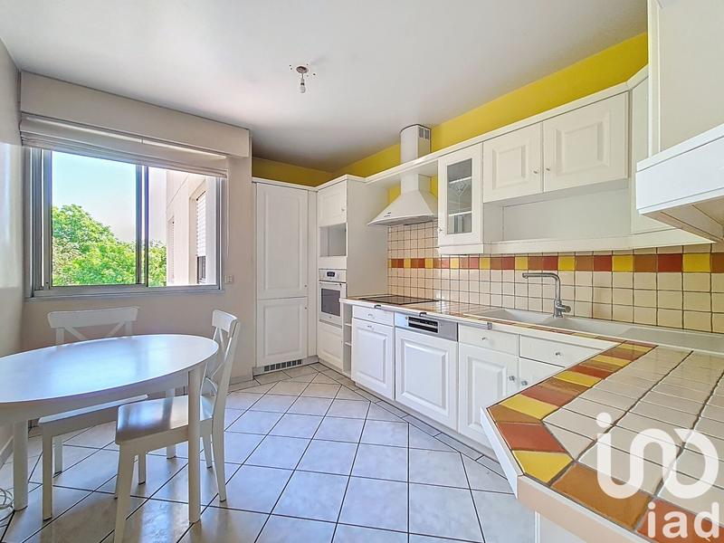 Appartement - 97 m² - 5 pièces