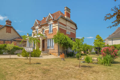 Maison - 173 m² - 7 pièces