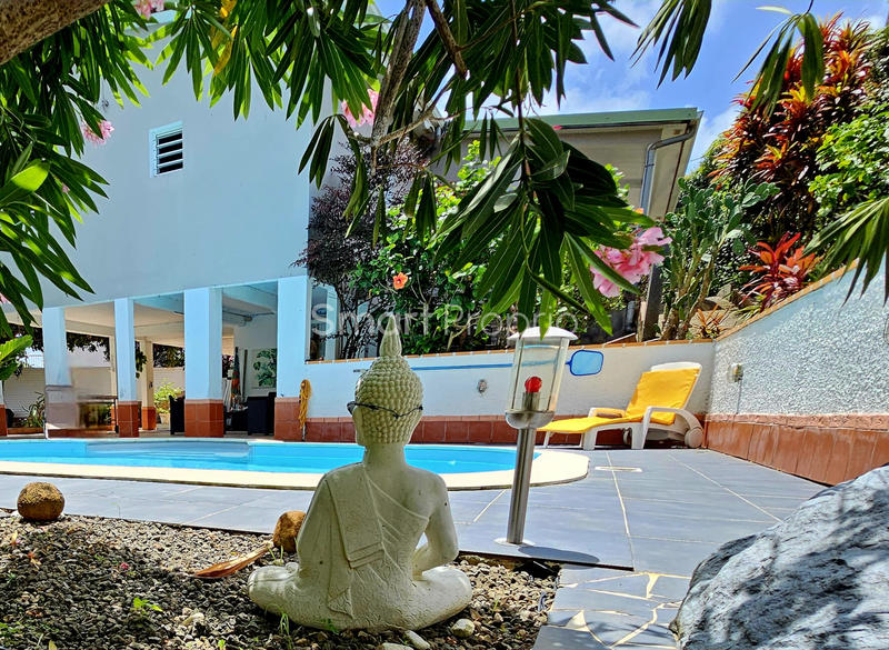 Maison - 98 m² - 3 pièces