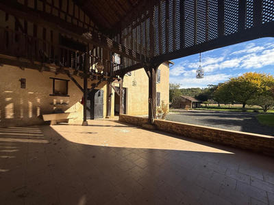 Maison - 250 m² - 5 pièces