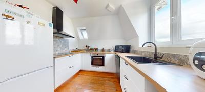 Appartement ancien - 104 m² - 4 pièces