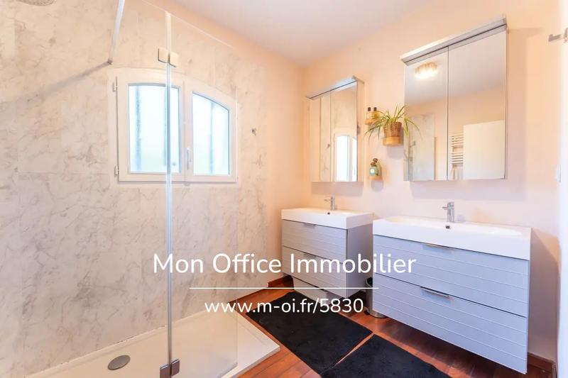 Maison - 178 m² - 7 pièces