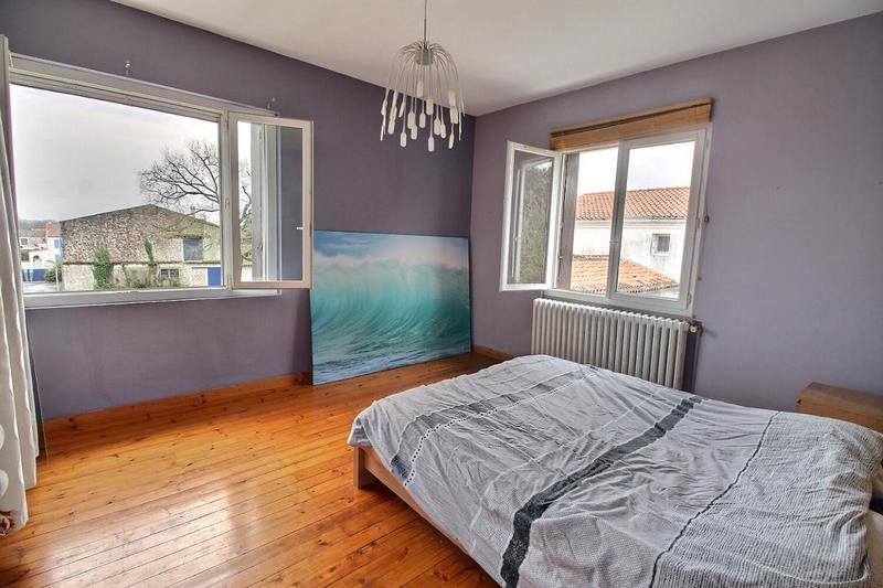 Maison - 143 m² - 7 pièces