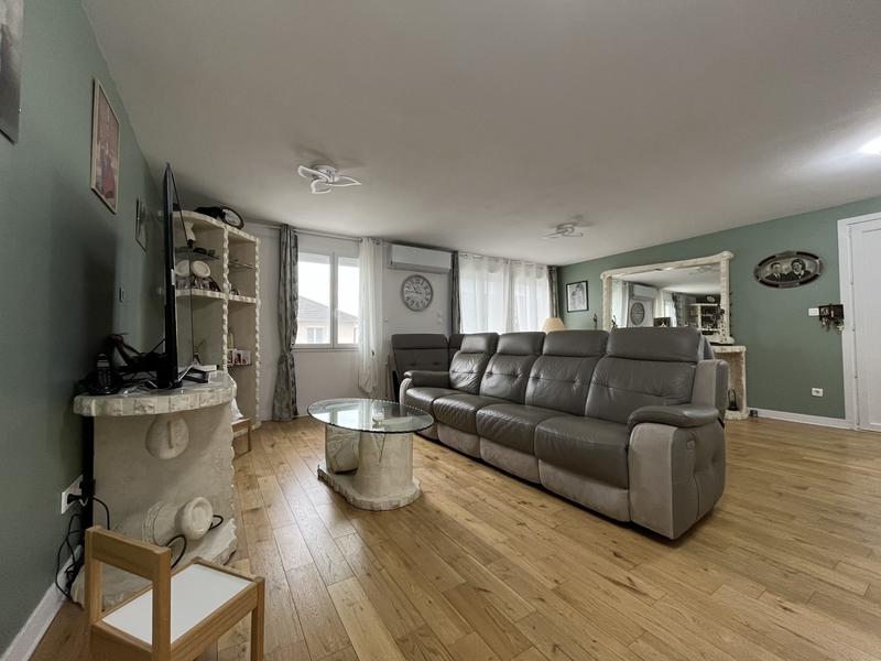 Maison traditionnelle - 65 m² - 5 pièces