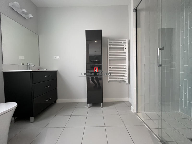 Maison contemporaine - 94 m² - 4 pièces