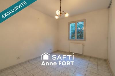 Maison - 96 m² - 4 pièces
