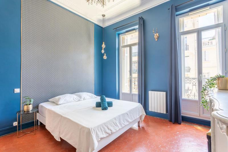 Appartement - 100 m² - 4 pièces