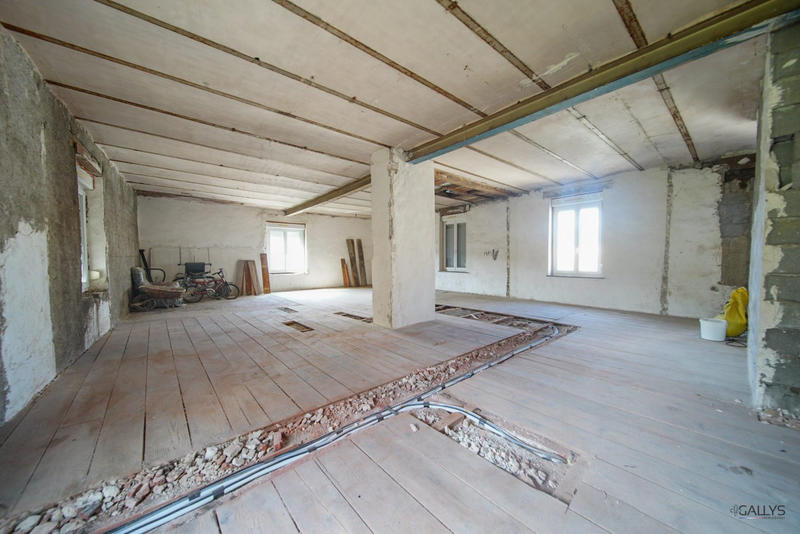 Maison - 280 m² - 4 pièces