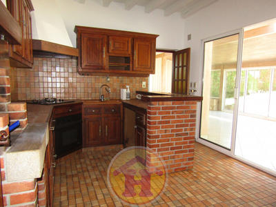 Maison - 177 m² - 6 pièces