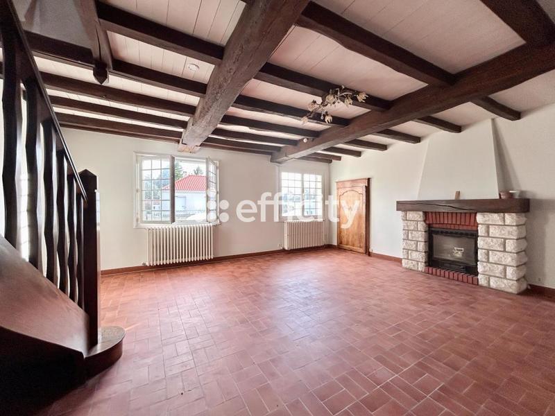 Maison - 170 m² - 5 pièces