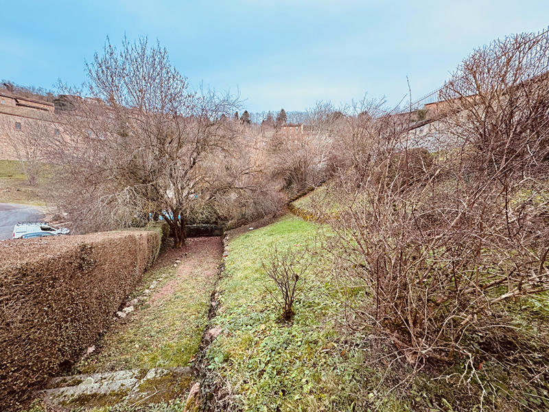 Maison - 316 m² - 9 pièces