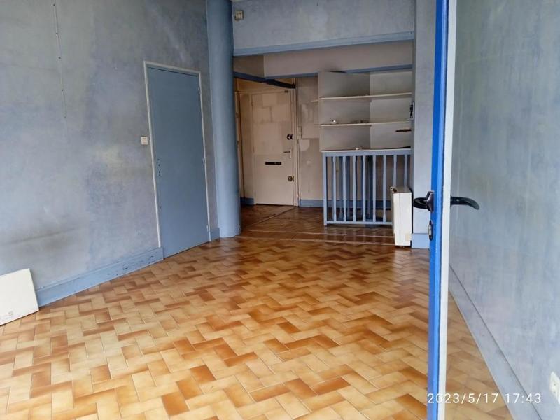 Local commercial - 115 m² - 2 pièces
