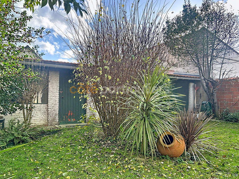 Maison - 80 m² - 4 pièces