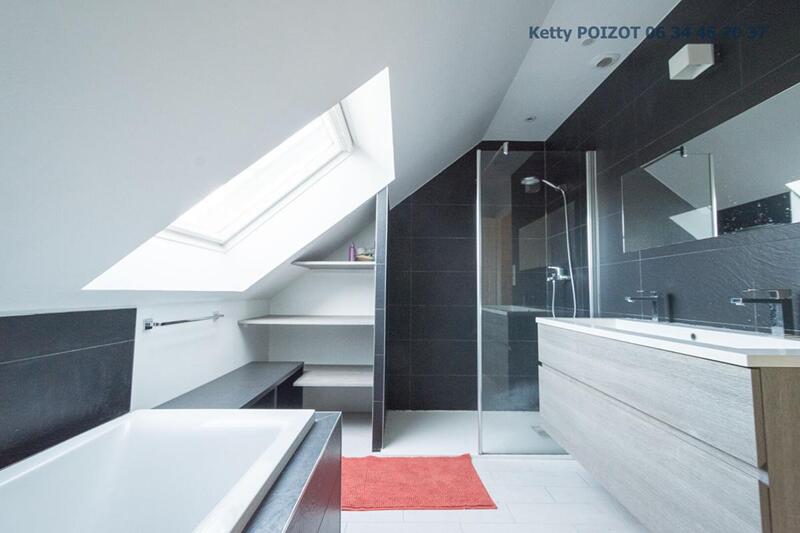 Maison - 140 m² - 7 pièces