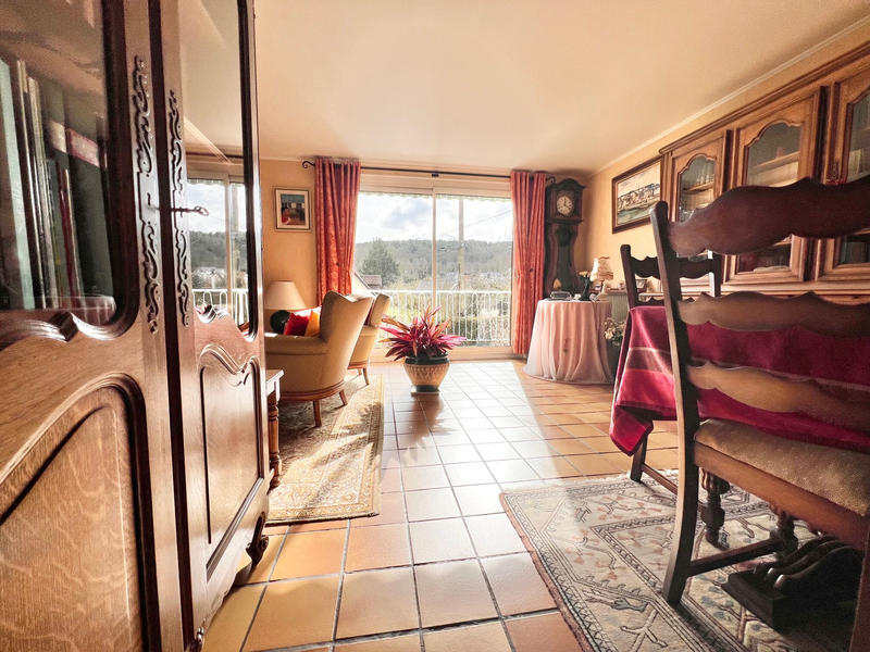 Maison - 107 m² - 5 pièces