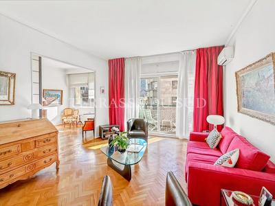 Appartement - 97 m² - 4 pièces