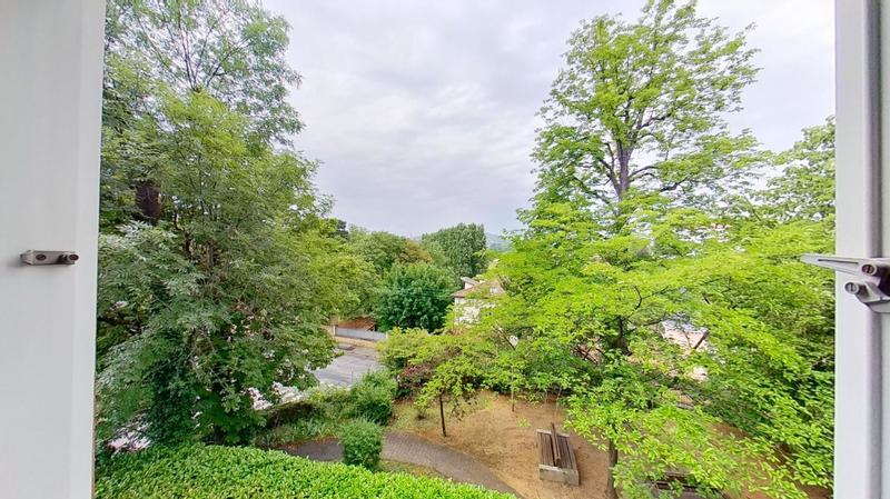 Appartement - 81 m² - 3 pièces