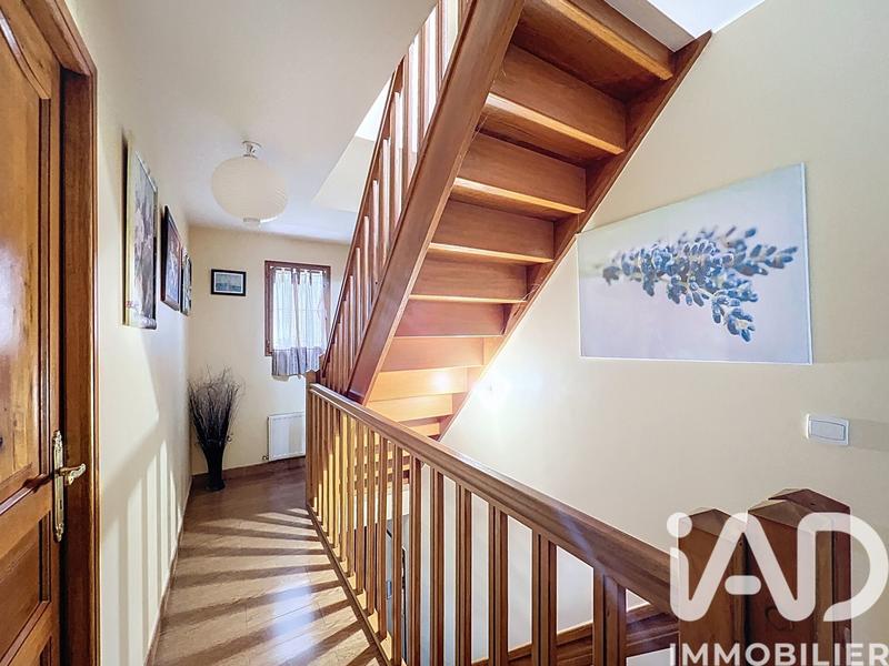 Maison - 175 m² - 10 pièces