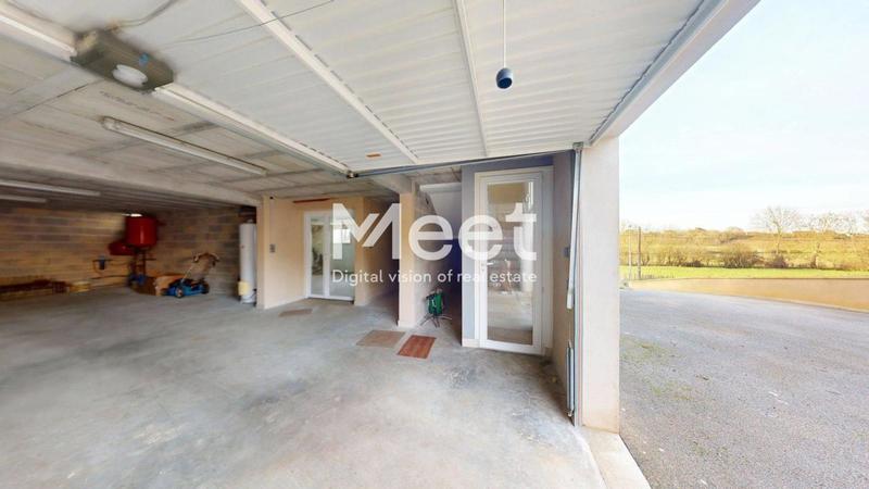 Maison - 220 m² - 6 pièces