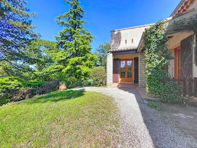 Maison - 109 m² - 4 pièces