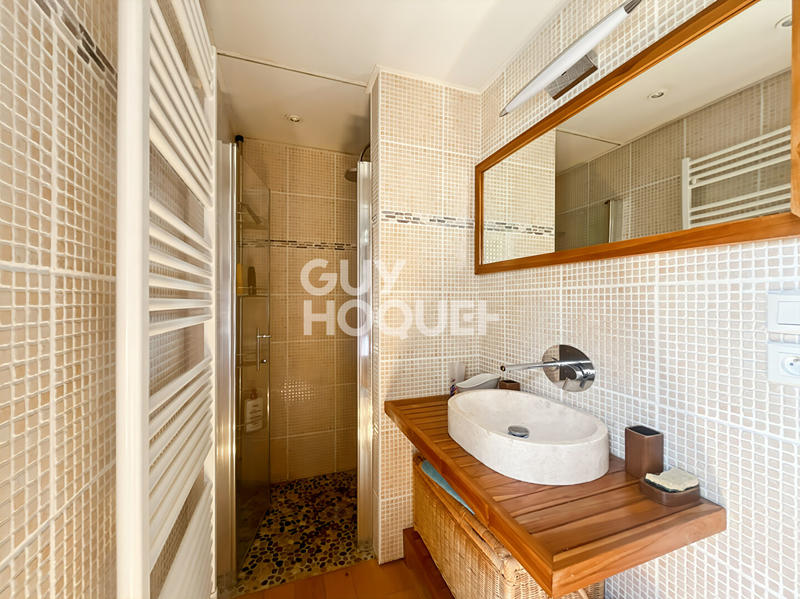 Maison - 178 m² - 7 pièces