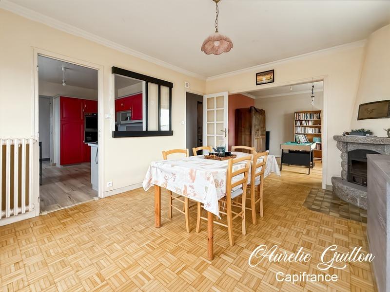 Maison - 135 m² - 8 pièces