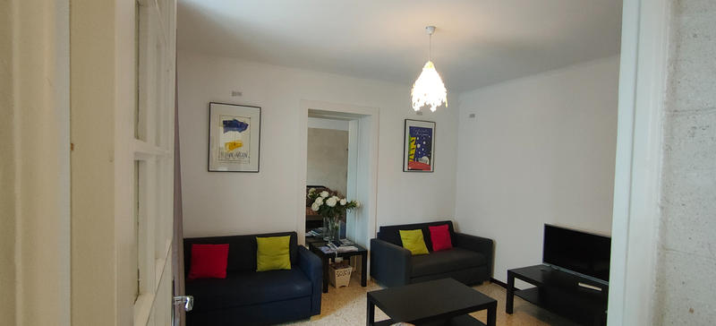 Maison - 280 m² - 8 pièces