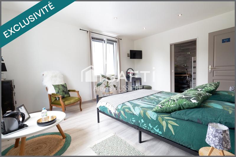 Maison - 384 m² - 12 pièces