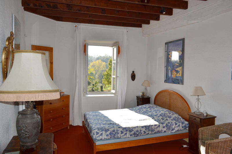 Maison - 267 m² - 10 pièces