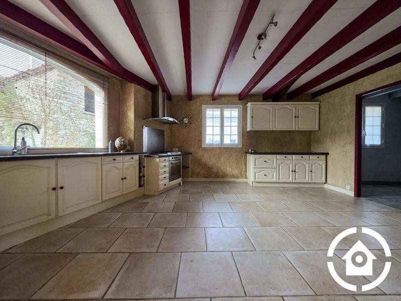 Maison - 155 m² - 6 pièces