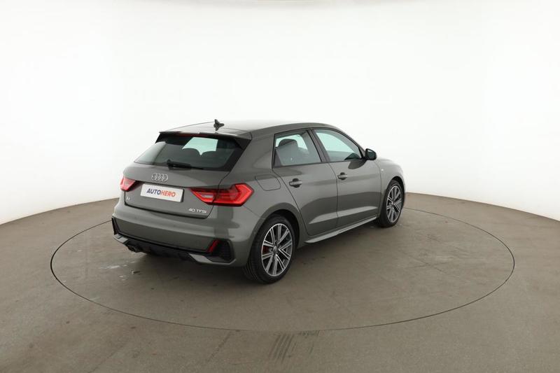 Audi A1 sportback 40 Tfsi s line s tronic 6 200 ch