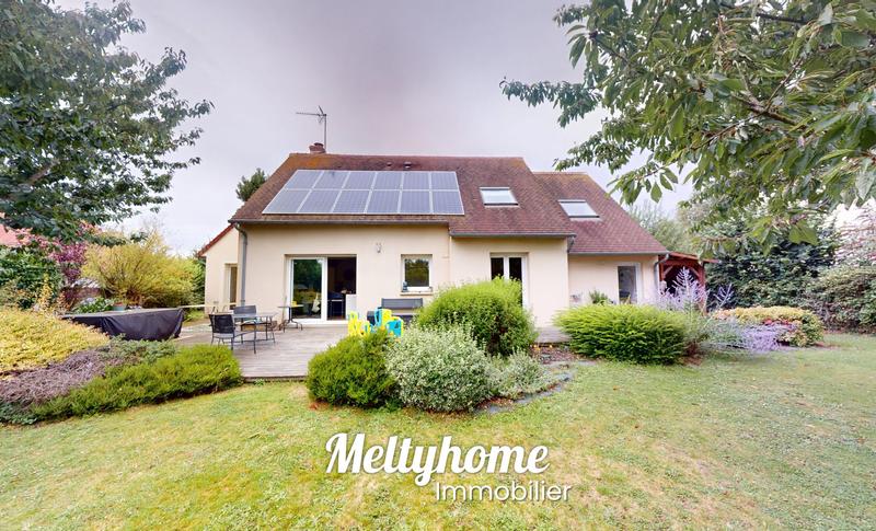 Maison - 195 m² - 10 pièces