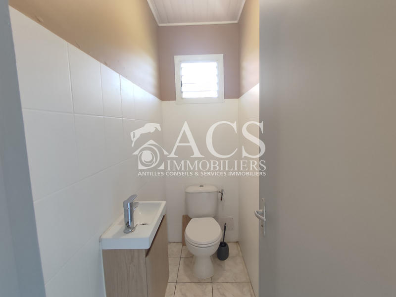 Maison - 104 m² - 4 pièces