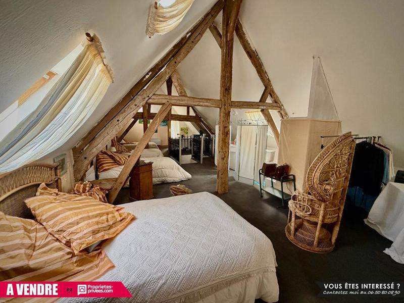 Propriété - 343 m² - 10 pièces