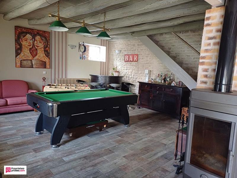 Maison - 210 m² - 6 pièces