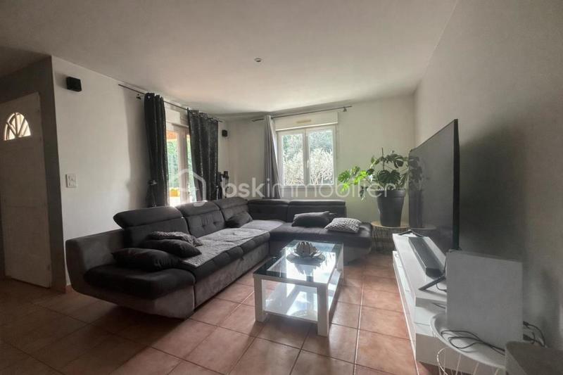 Villa - 90 m² - 4 pièces