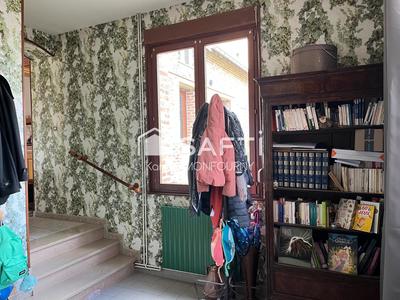 Maison - 239 m² - 10 pièces