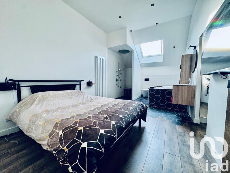 Maison de village - 339 m² - 11 pièces