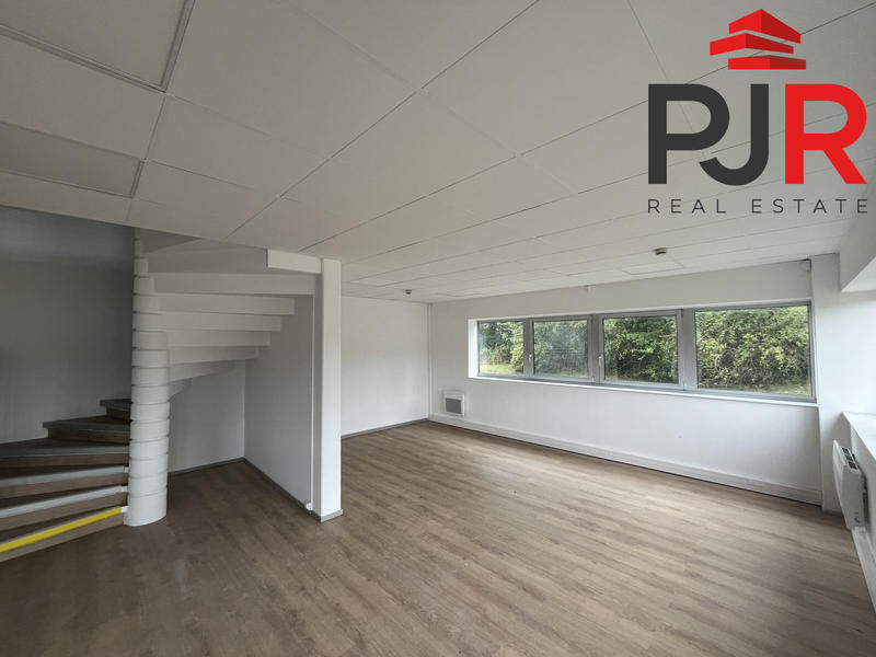 Local d'activités - 859 m²