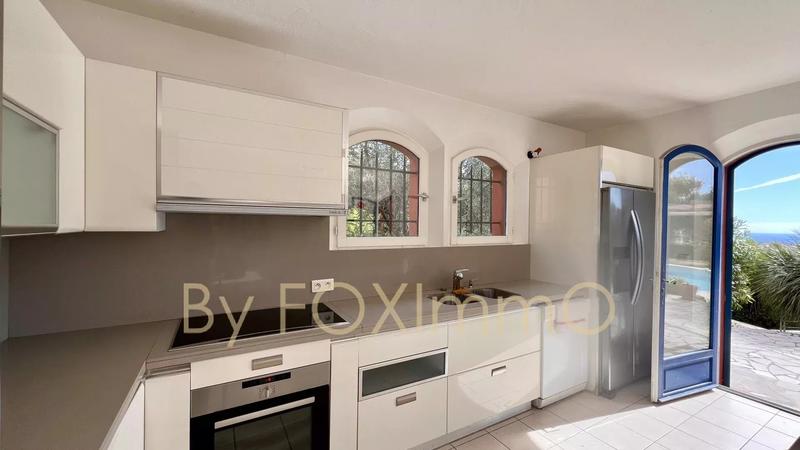 Villa - 230 m² - 7 pièces