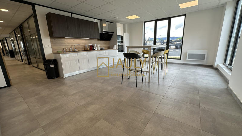 Entrepôt - 2 507 m²