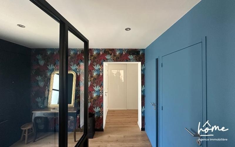 Maison contemporaine - 300 m² - 10 pièces