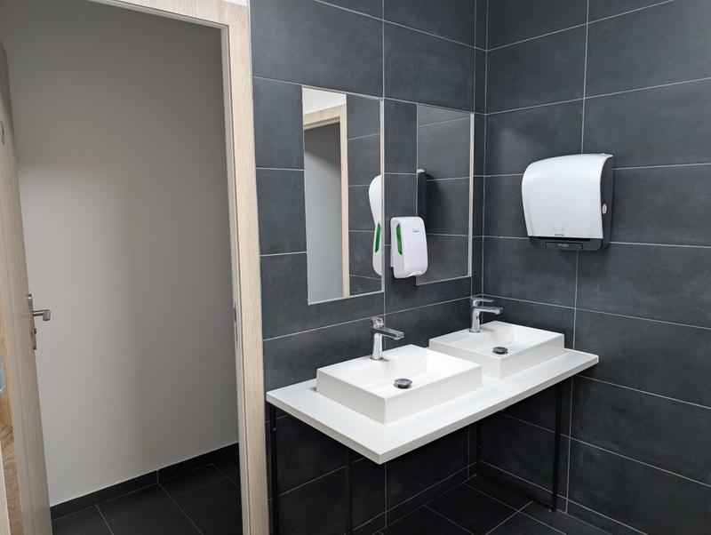 Local d'activités - 86 m²