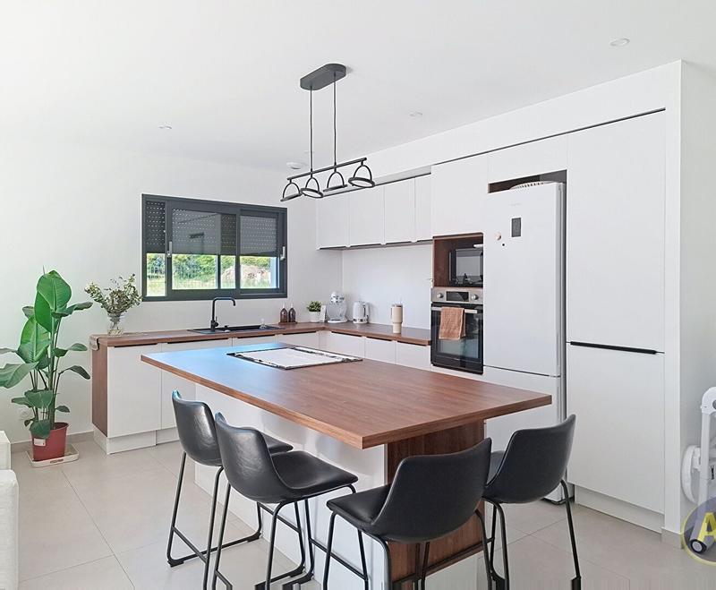 Maison - 100 m² - 4 pièces